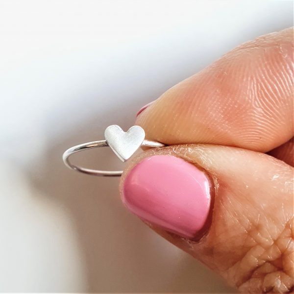 Teeny Silver heart ring