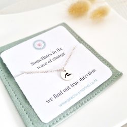 TO GIVE COLLECTION – true direction wave necklace