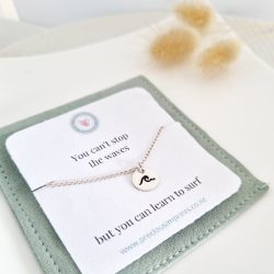 TO GIVE COLLECTION – You can’t stop the waves necklace